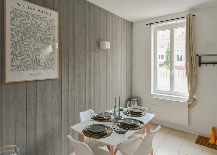 Vakantiehuis La Dame Avec Terrasse-