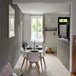 La Dame Avec Terrasse- 度假居